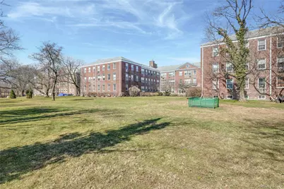 819 Broadway #1-G, Woodmere, NY 11598 - Photo 24