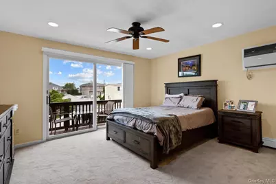 2747 Barbara Road, Bellmore, NY 11710 - Photo 16