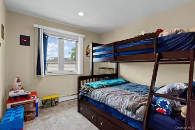 2747 Barbara Road, Bellmore, NY 11710 - Photo 14