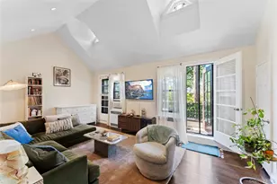 40-01 Little Neck Pkwy, Little Neck, NY 11363 - Photo 4