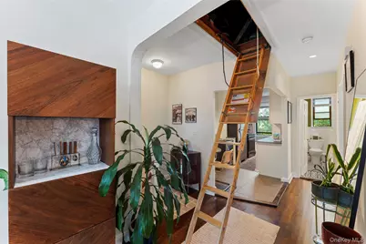 40-01 Little Neck Parkway #11-B, Little Neck, NY 11363 - Photo 16