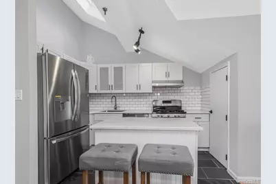 1434 Outlook Avenue #3, Bronx, NY 10465 - Photo 4