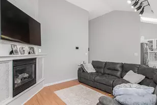 1434 Outlook Ave, Bronx, NY 10465 - Photo 8