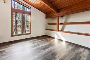 304 Lake Lodge Dr, Pleasant Valley, NY 12569 - Photo 12