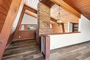 304 Lake Lodge Dr, Pleasant Valley, NY 12569 - Photo 18