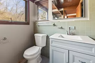 304 Lake Lodge Dr, Pleasant Valley, NY 12569 - Photo 10