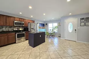 28 Timber Trail Ln, Medford, NY 11763 - Photo 10