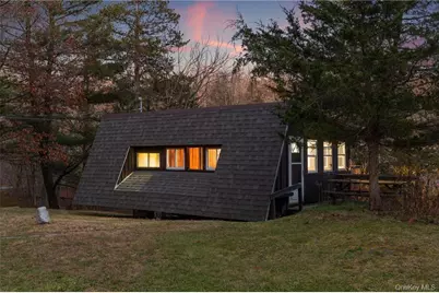 296 Pine Hill Road #296, Pleasant Valley, NY 12569 - Photo 24