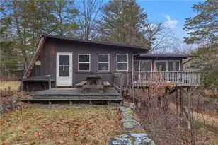 296 Pine Hill Rd, Pleasant Valley, NY 12569 - Photo 4