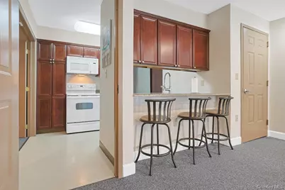 105 Sutton Drive #105, Mount Kisco, NY 10549 - Photo 20