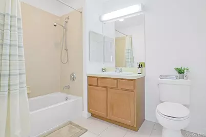 105 Sutton Drive #105, Mount Kisco, NY 10549 - Photo 16