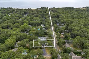 1305 Sigsbee Rd, Mattituck, NY 11952 - Photo 22