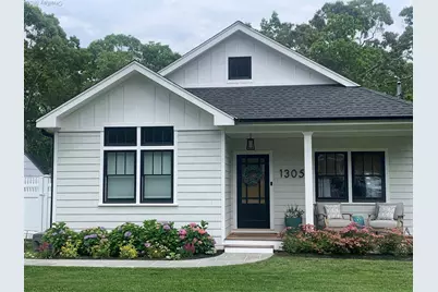 1305 Sigsbee Road, Mattituck, NY 11952 - Photo 18