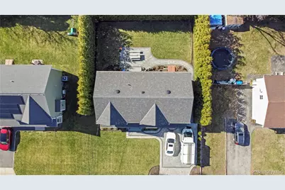 123 Columbus Boulevard, Amityville, NY 11701 - Photo 8