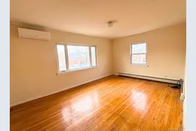 75-31 198th Street #2nd Fl, Fresh Meadows, NY 11366 - Photo 2