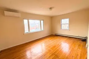 75-31 198th St, Fresh Meadows, NY 11366 - Photo 2