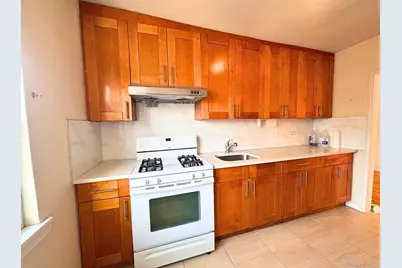 75-31 198th Street #2nd Fl, Fresh Meadows, NY 11366 - Photo 4