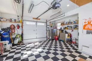 16 Ursular Ct, Smithtown, NY 11787 - Photo 34