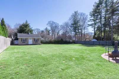 16 Ursular Court, Smithtown, NY 11787 - Photo 36