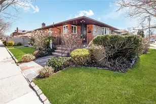 7-03 147th St, Whitestone, NY 11357 - Photo 4