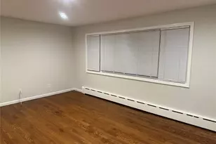 18 Juniper Rd, Port Washington, NY 11050 - Photo 10