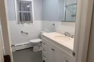 18 Juniper Rd, Port Washington, NY 11050 - Photo 8