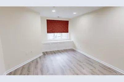 1109 Round Pointe Drive #1109, Haverstraw, NY 10927 - Photo 6