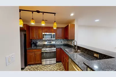 1109 Round Pointe Drive #1109, Haverstraw, NY 10927 - Photo 14