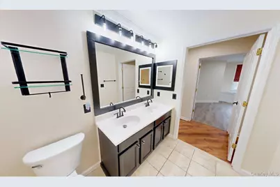 1109 Round Pointe Drive #1109, Haverstraw, NY 10927 - Photo 10