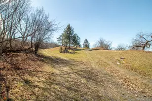 223 Plattekill Rd, Marlboro, NY 12542 - Photo 2