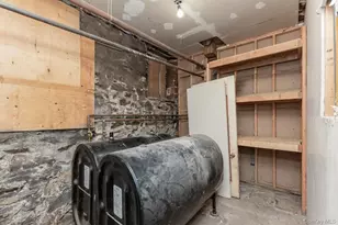 210 W 179th St, Bronx, NY 10453 - Photo 30