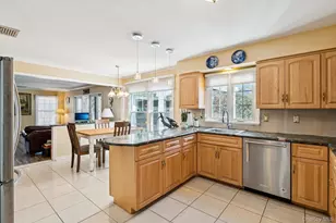 2 3 Pond Rd, Smithtown, NY 11787 - Photo 10