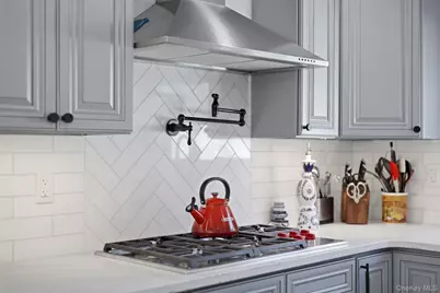 10 Weldon Lane, Farmingville, NY 11738 - Photo 2