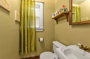 69 Forest Ave, Valley Stream, NY 11581 - Photo 10