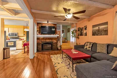 69 Forest Avenue, Valley Stream, NY 11581 - Photo 4