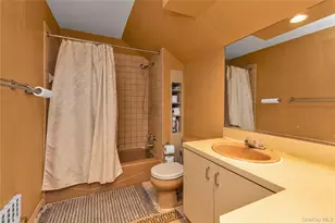 69 Forest Ave, Valley Stream, NY 11581 - Photo 14