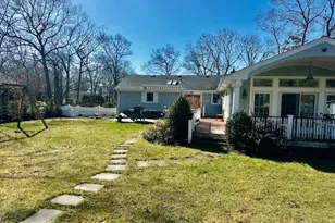 4 Tamarack Ct, East Quogue, NY 11942 - Photo 14