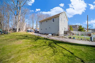 11 Grove Street, Highland, NY 12528 - Photo 32