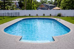 88 Astor Ave, Saint James, NY 11780 - Photo 14