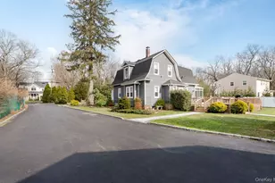 88 Astor Ave, Saint James, NY 11780 - Photo 32