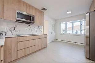 482 Harbor Dr, Cedarhurst, NY 11516 - Photo 12