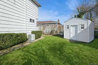 482 Harbor Drive, Cedarhurst, NY 11516 - Photo 34