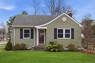 101 4th Ave, East Northport, NY 11731 - Photo 2