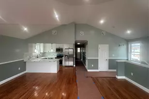 176-43 133rd Rd, Jamaica, NY 11434 - Photo 4