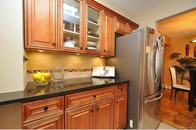 10 Old Mamaroneck Road #2A, White Plains, NY 10605 - Photo 1