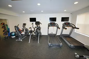 10 Old Mamaroneck Rd, White Plains, NY 10605 - Photo 26