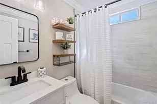 281 Breeze Ave, Ronkonkoma, NY 11779 - Photo 28