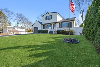 281 Breeze Avenue, Ronkonkoma, NY 11779 - Photo 1