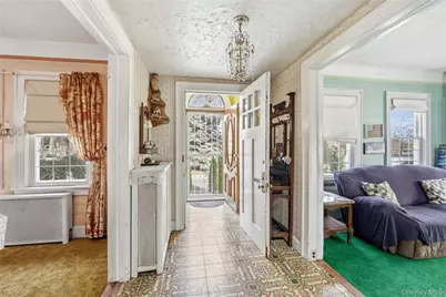 12-40 Beech Court, College Point, NY 11356 - Photo 8