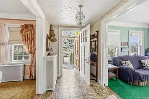 12-40 Beech Ct, College Point, NY 11356 - Photo 8